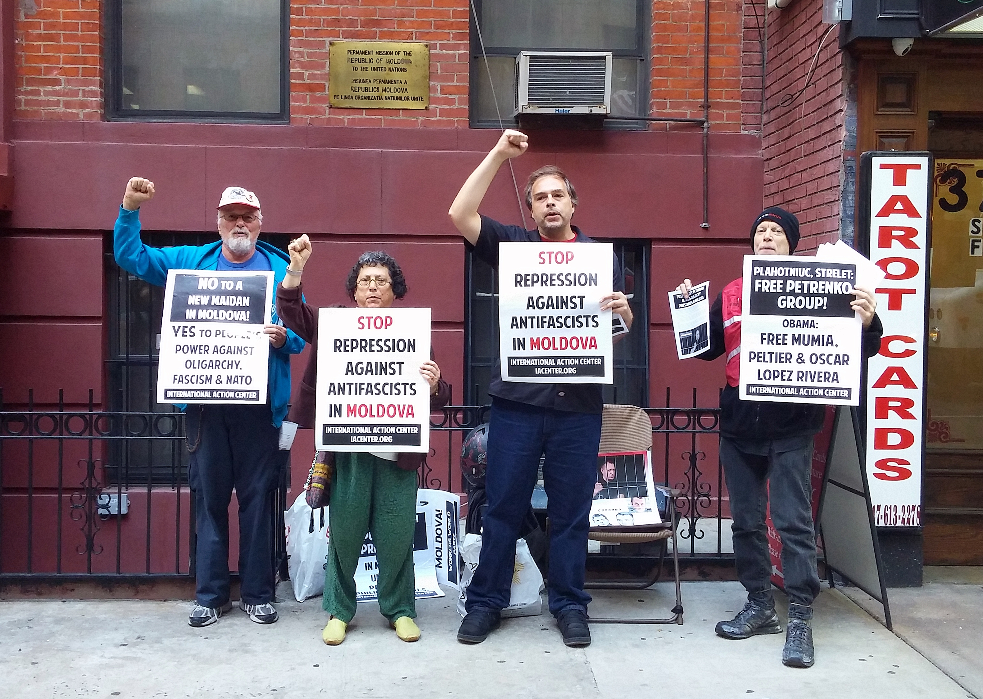 New York picket says: Free Petrenko & Moldovan protesters