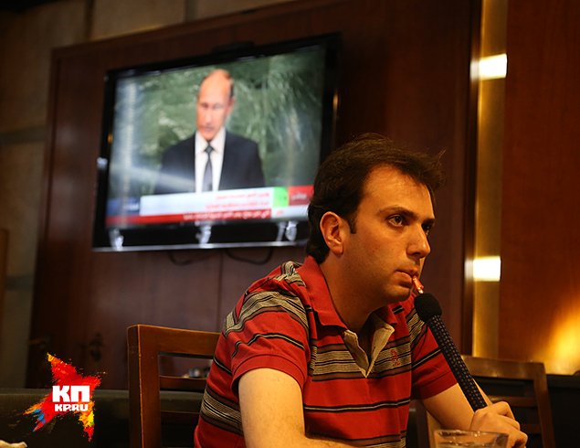 For the speech of the President of the Russian Federation, the manager turned the volume to the maximum. Photo: Alexander of KOTS, Dmitry STESHIN