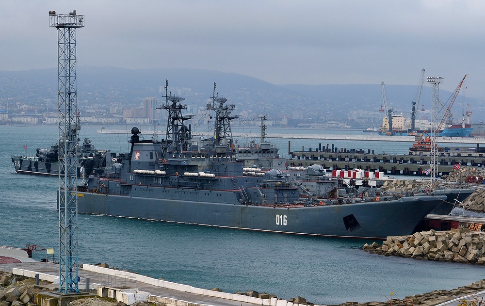 How the Russian Navy provides "Syrian Express"