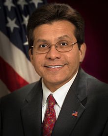 220px-Alberto_Gonzales_-_official_DoJ_photograph