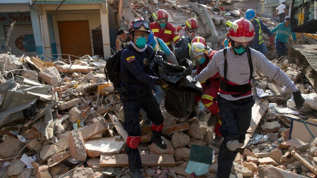 160418141349-03-ecuador-earthquake-0418-super-169