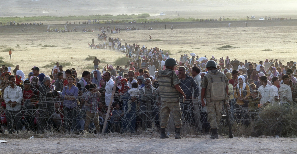 HRW: Turkey Has to Stop Shooting at Syrian Civilians Fleeing ISIS-Controlled Zones