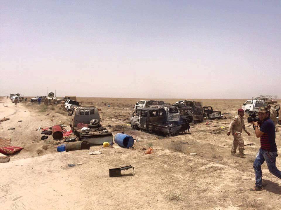 Iraqi Forces Destroyed 100+ ISIS Vehicles Fleeing Fallujah to Syria (Videos, Photos)