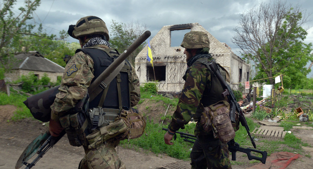4 Ukrainian Soldiers Die in Artillery Attack in Donbass Region