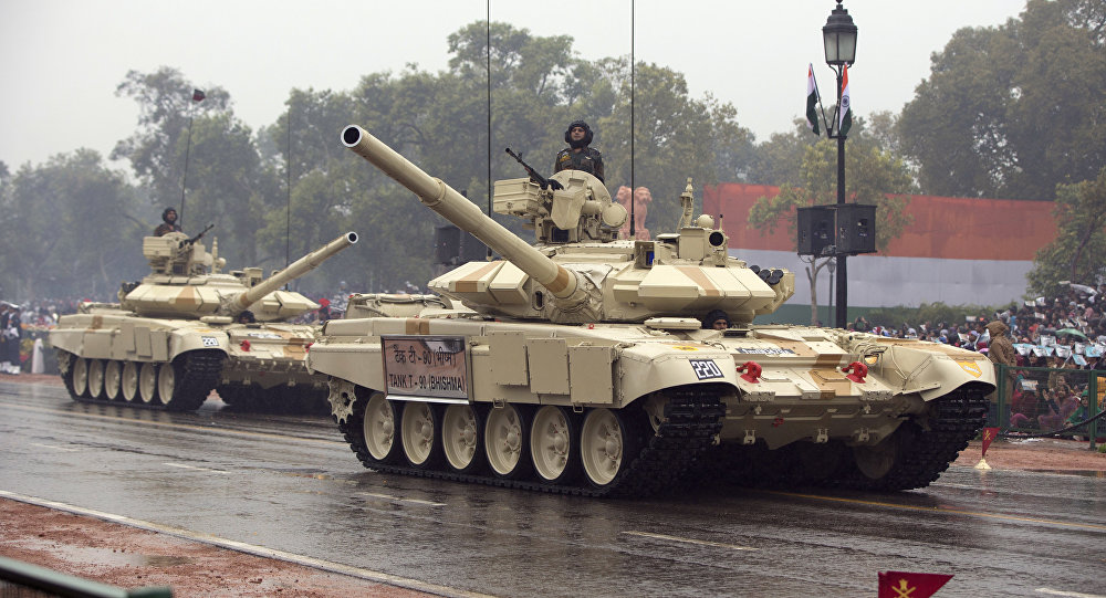 Beijing Warns about Economic Costs After India Deploys Tanks to its Border
