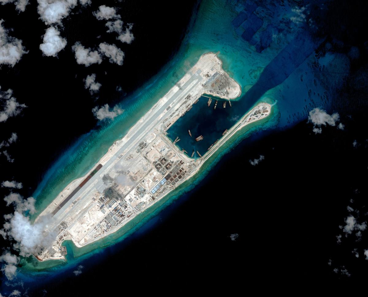 Fiery Cross Reef  on September 3, 2015