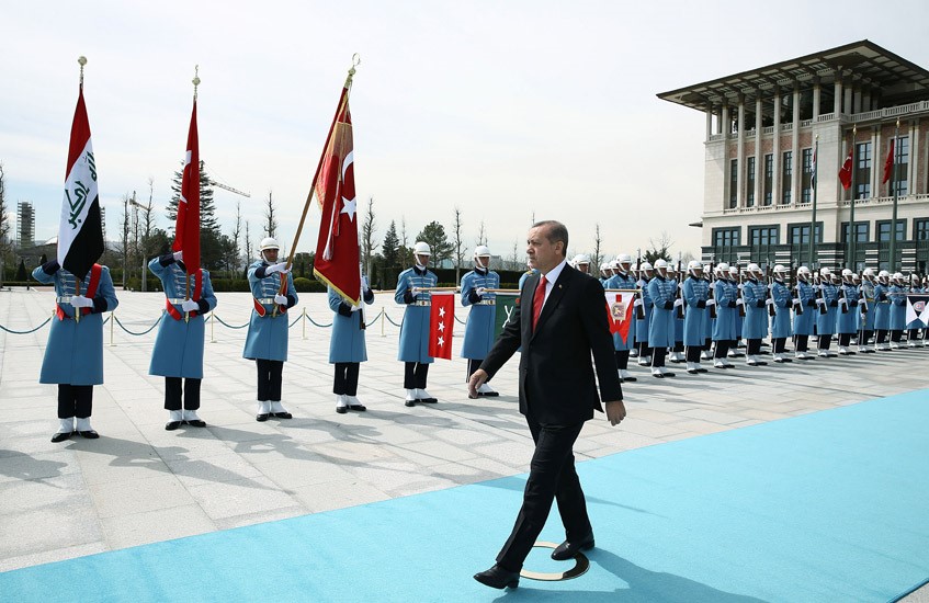 Nearly 300 Presidential Guards Detained in Turkey after Failed Coup