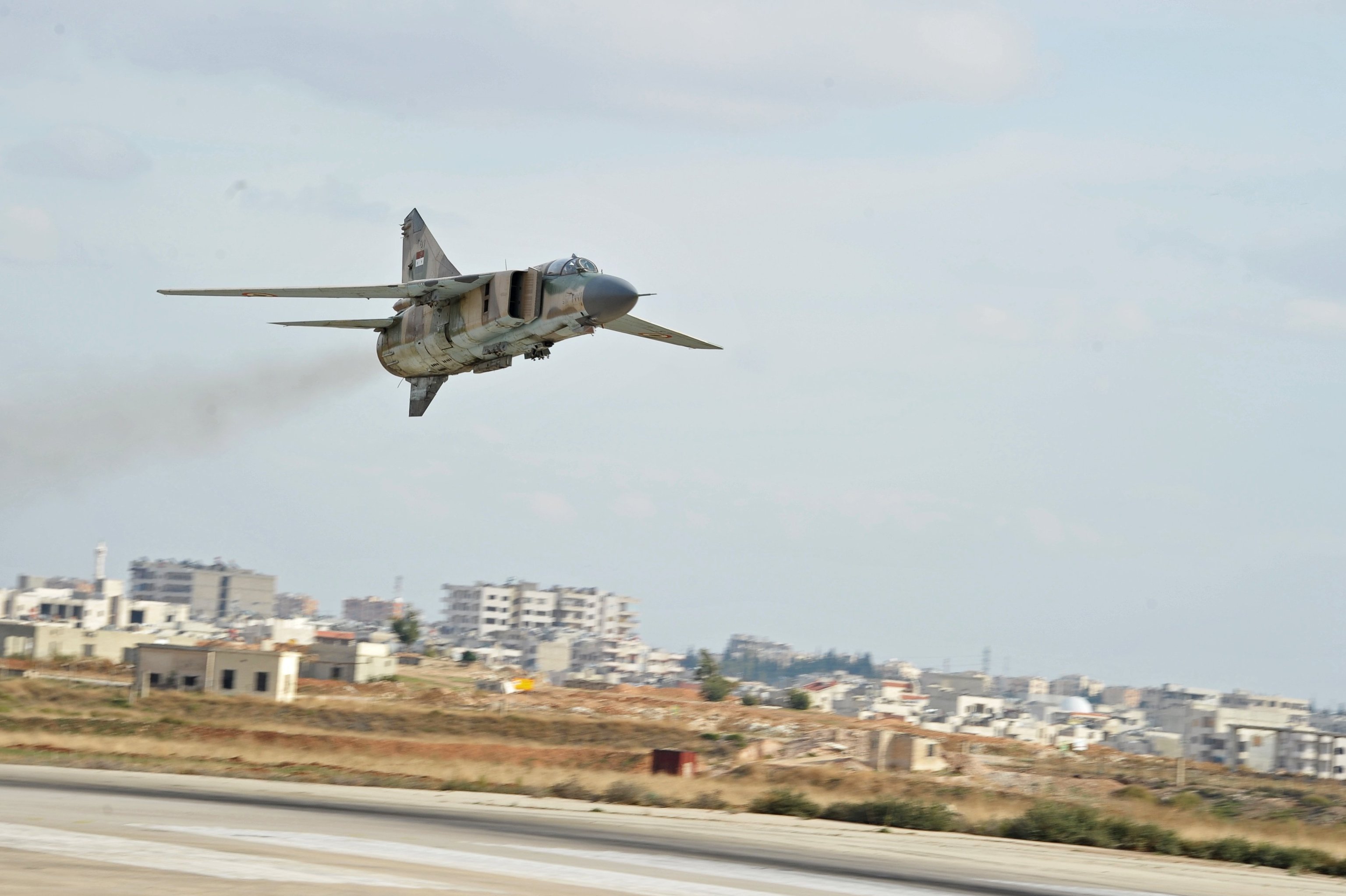 Syrian Warplanes Strike Again Turkish Military in Northern Syria - Report