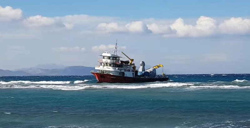 Turkish Vessel Carrying Anti-Air Gun Prototype Stranded near Greek Island (Photo & Video)