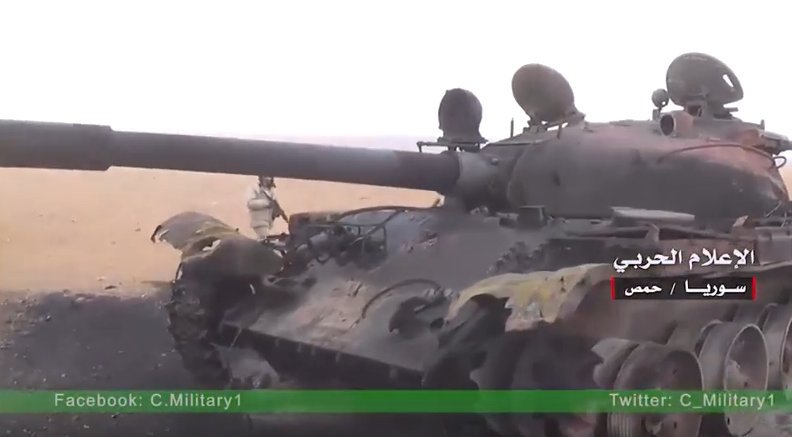 A destroyed T-62 which had been belonging to ISIS, December, 2016. Source: twitter.com/dprkjones