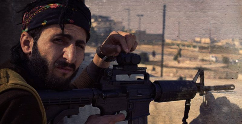Kurdish fighter (1)