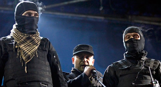  Dmytro Yarosh speech at Euromaidan (Centre)