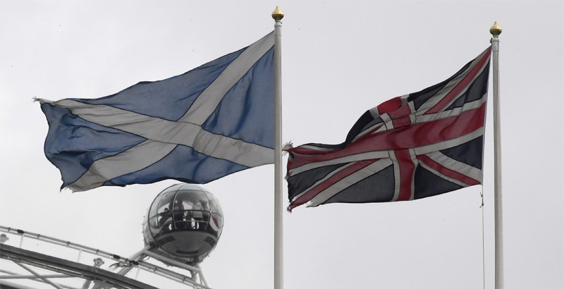 Breaking News: Kremlin Is Behind Second Referendum on Scottish Independence