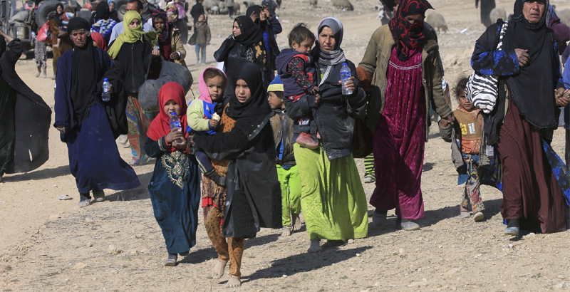 ISIS Terrorists Try to Blend with Civilians Fleeing from Besieged Mosul