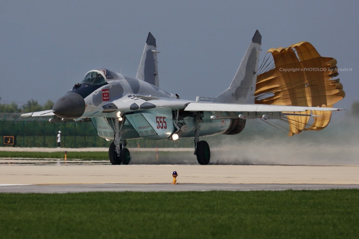 North Korean Mig-29 landing after a flight demonstration conducted at the airshow held at Kalma International Airport in Wonsan, North Korea in September of 2016.
