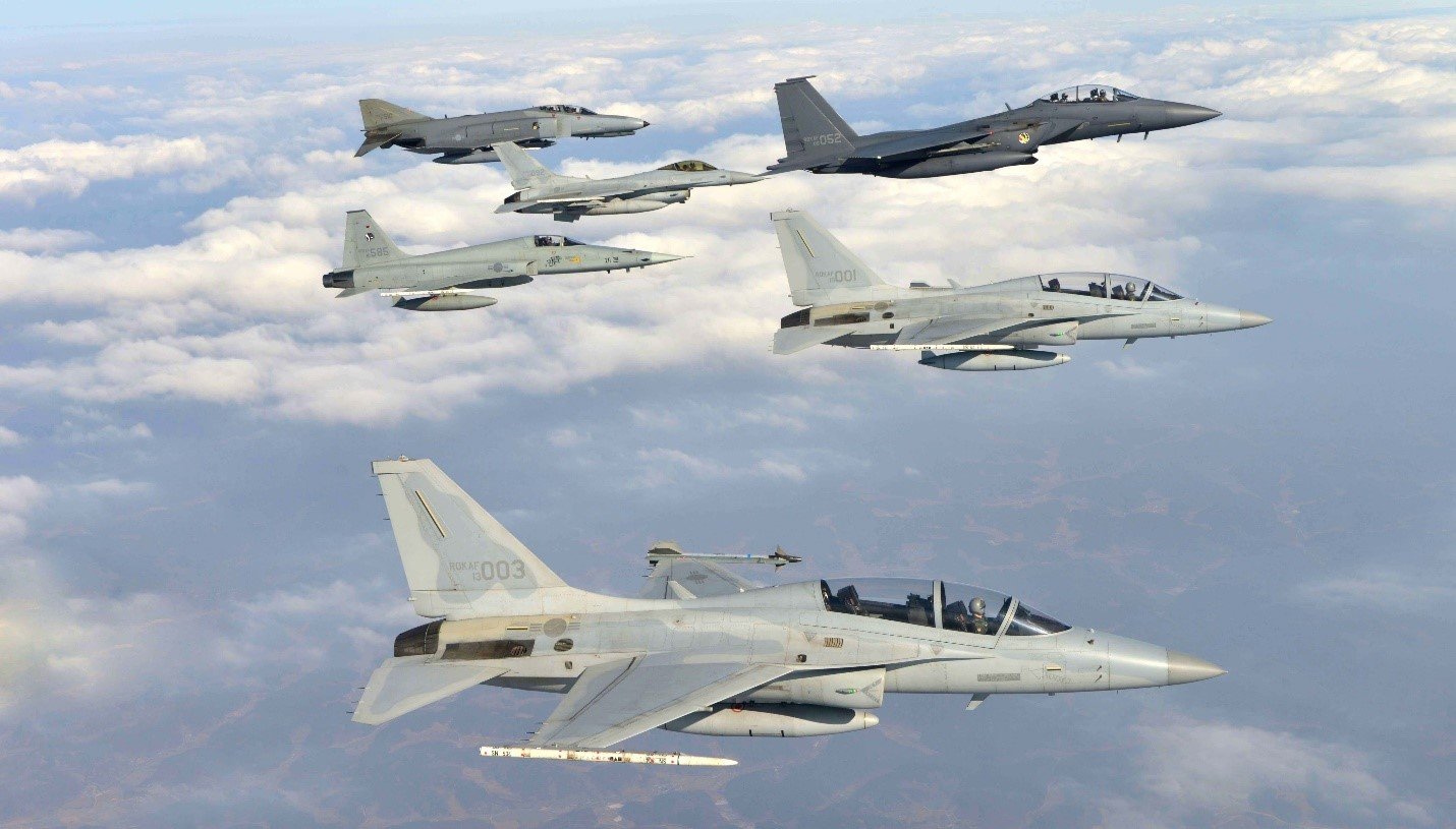 ROK air superiority and multirole combat aircraft from left to right: F-4E Phantom II (retired), F-16C Falcon, F-5E Tiger II (retired), two FA-50 Fighting Eagles, and F-15K Falcon.