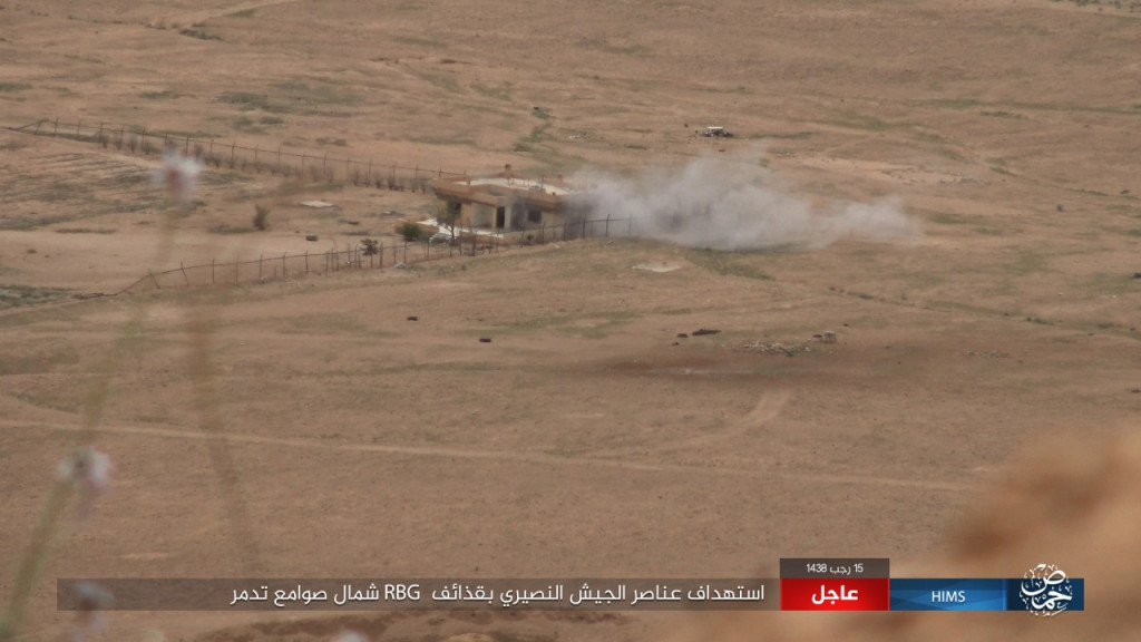 ISIS Attacks Syrian Army Near Palmyra