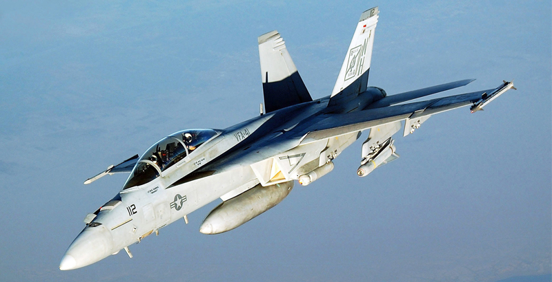Boeing Pitches ‘Super’ Super Hornets to Replace F-35
