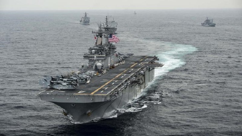 The amphibious assault ship USS Boxer transits the East Sea during Exercise Ssang Yong 2016 March 8, 2016. REUTERS/U.S. Navy/Mass Communication Specialist Seaman Craig Z. Rodarte/Handout via Reuters