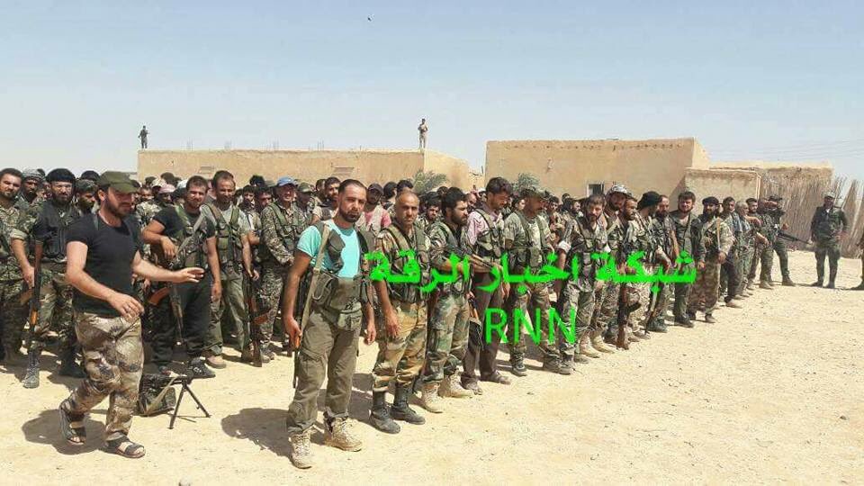 Photo Confirmation: Tiger Forces Fighters In Ukayrshah And Dahlah Villages Near Euphrates River In Raqqah Province
