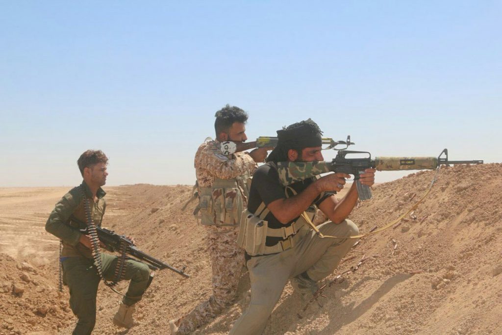 Popular Mobilization Units Repel ISIS Attack In Border Area With Siyra, Destroy High Number Of ISIS Vehicles (Photos)