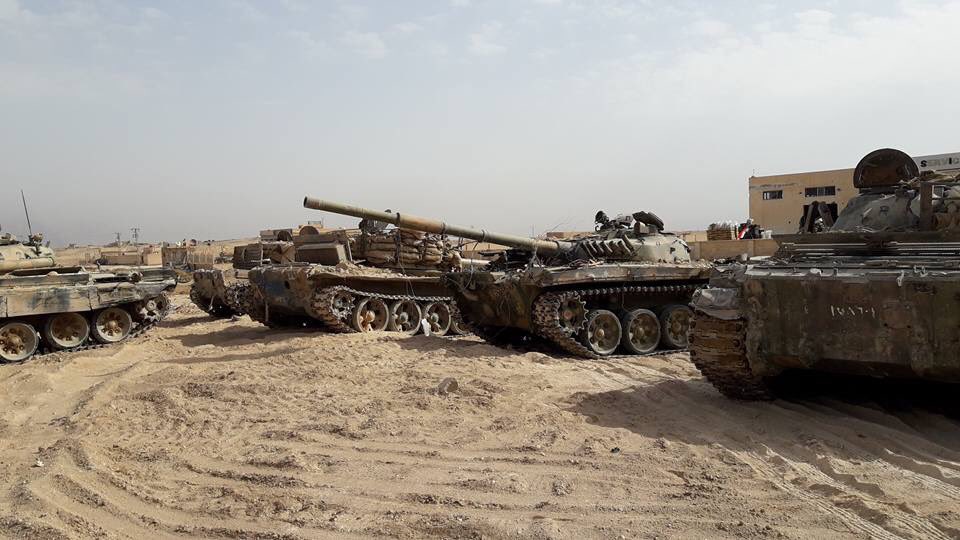 Syrian Army Captures Large Amount Of Weapons, 6 Battle Tanks In Deir Ezzor City (Videos, Photos)