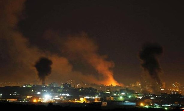 Israeli Air Force Bombs Several Positions Of Hamas Movement In Gaza Strip (Video)