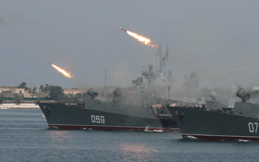Russian Navy Launches Live-Fire Exercises Off Syrian Coast Amid Expected US Strikes