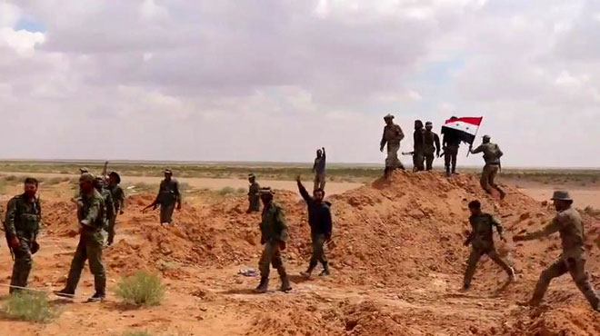 ISIS Fighters Cross Euphrates River, Attack Syrian Army In Southern Deir Ezzor