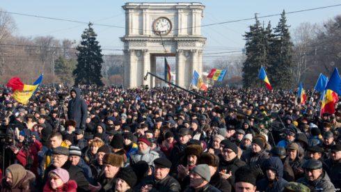 European Parliament: Oligarchs Have 'Captured Moldova'