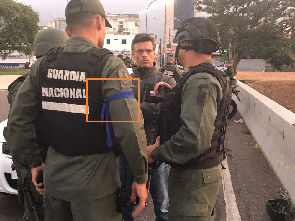 In Videos: Situation In Area Of Francisco de Miranda Airbase Supposedly Captured By Guaido Forces In Caracas