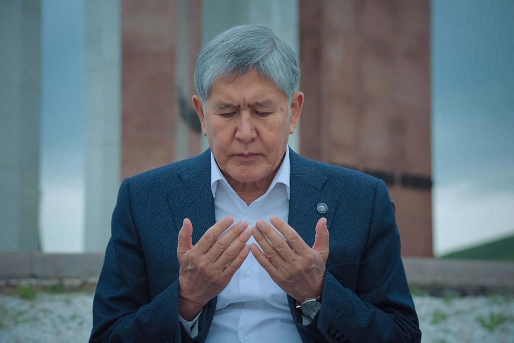 Security Forces Rearrested Kyrgyzstan's Ex-President Released By Protesters