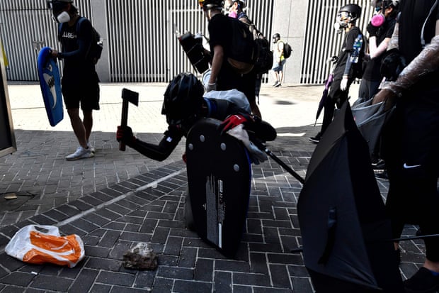 Protests In Hong Kong Continue From Morning, With Violence Escalating