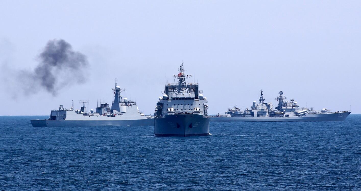 China, Russia and Iran's Navies Hold Joint Drills In the Persian Gulf For the First Time Ever