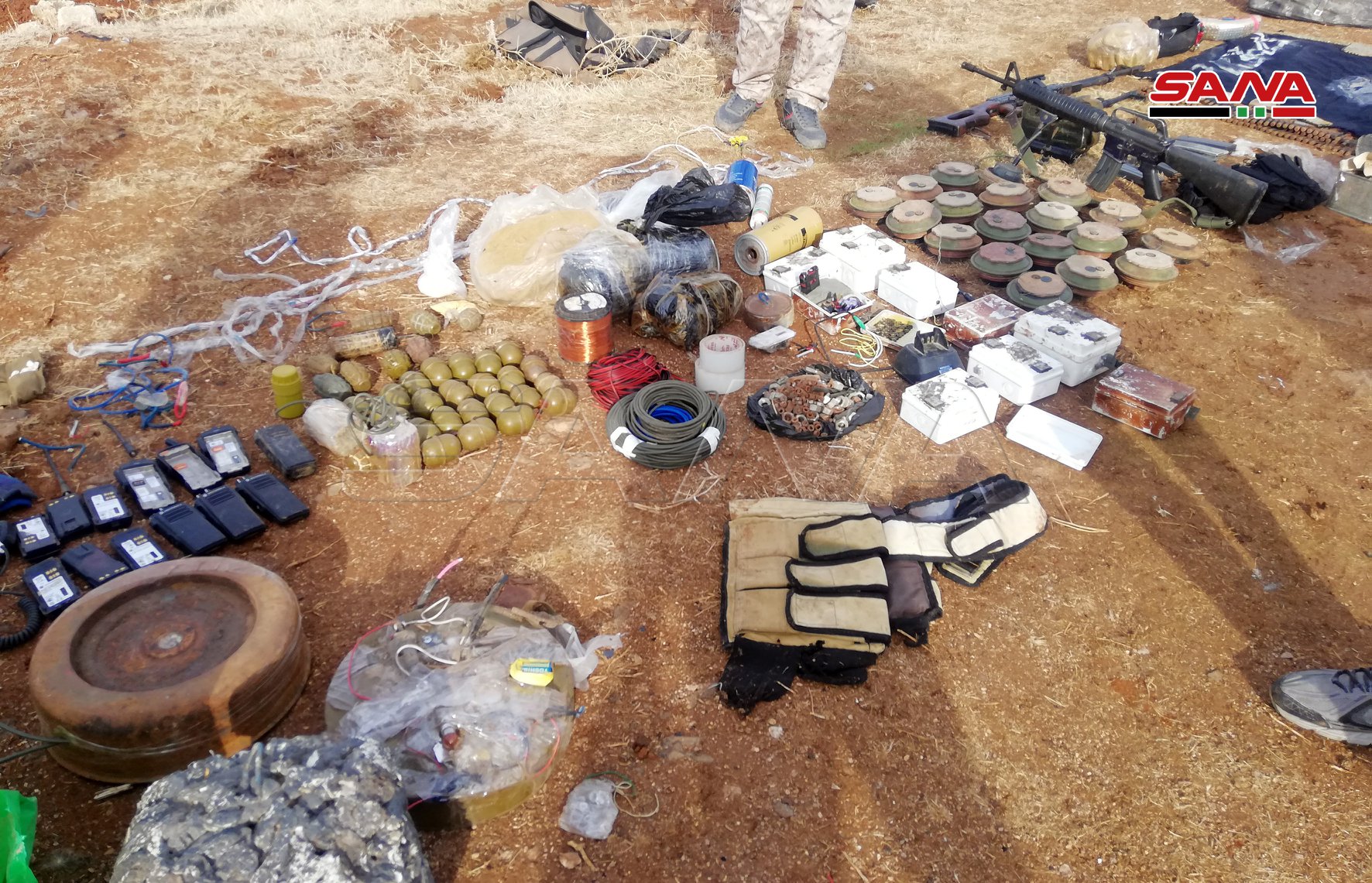 Syrian Army Uncovers Weapons, Car Bomb In Eastern Daraa (Photos)