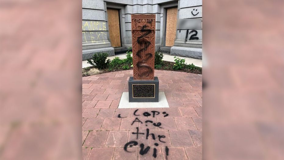 Vandalism And Removal Of Monuments In United States: History Rewriting As Sign Of Deepening Rift In Society