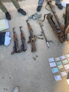Syrian Army Uncovers Several Hideouts, Ammunition Depots Of ISIS Cells In Deir Ezzor (Photos)