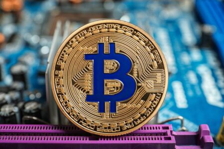 Should Investors Make The First Attempt Of Investing In Bitcoin?