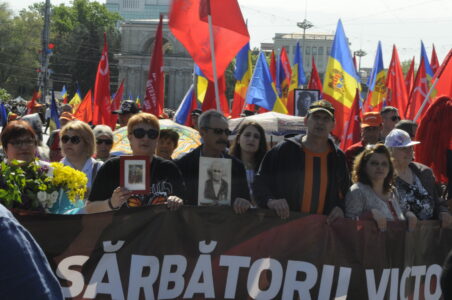 In Photos: In Moldova, A March For Victory… A March For Peace!