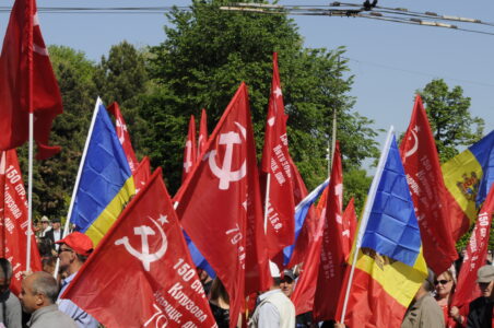 En photos : En Moldavie, une marche pour la victoire… Une marche pour la paix !