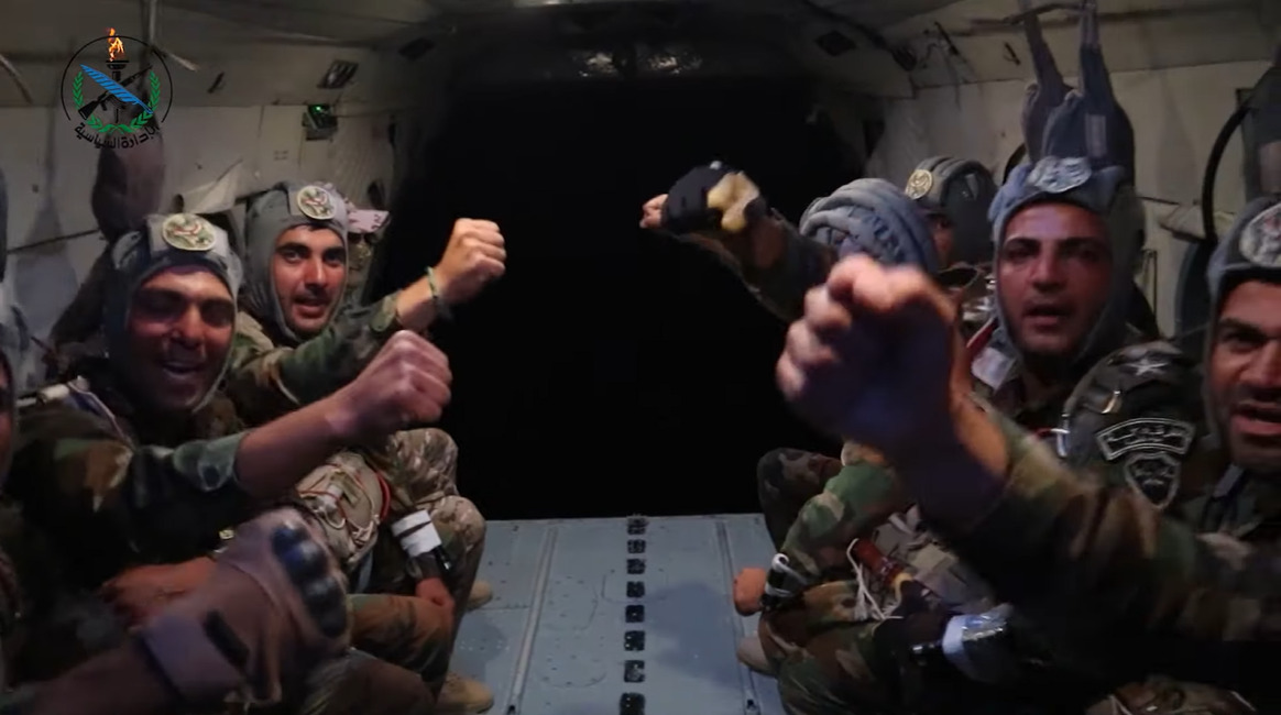 In Video: Syrian Paratroops Conduct Nigh Exercise