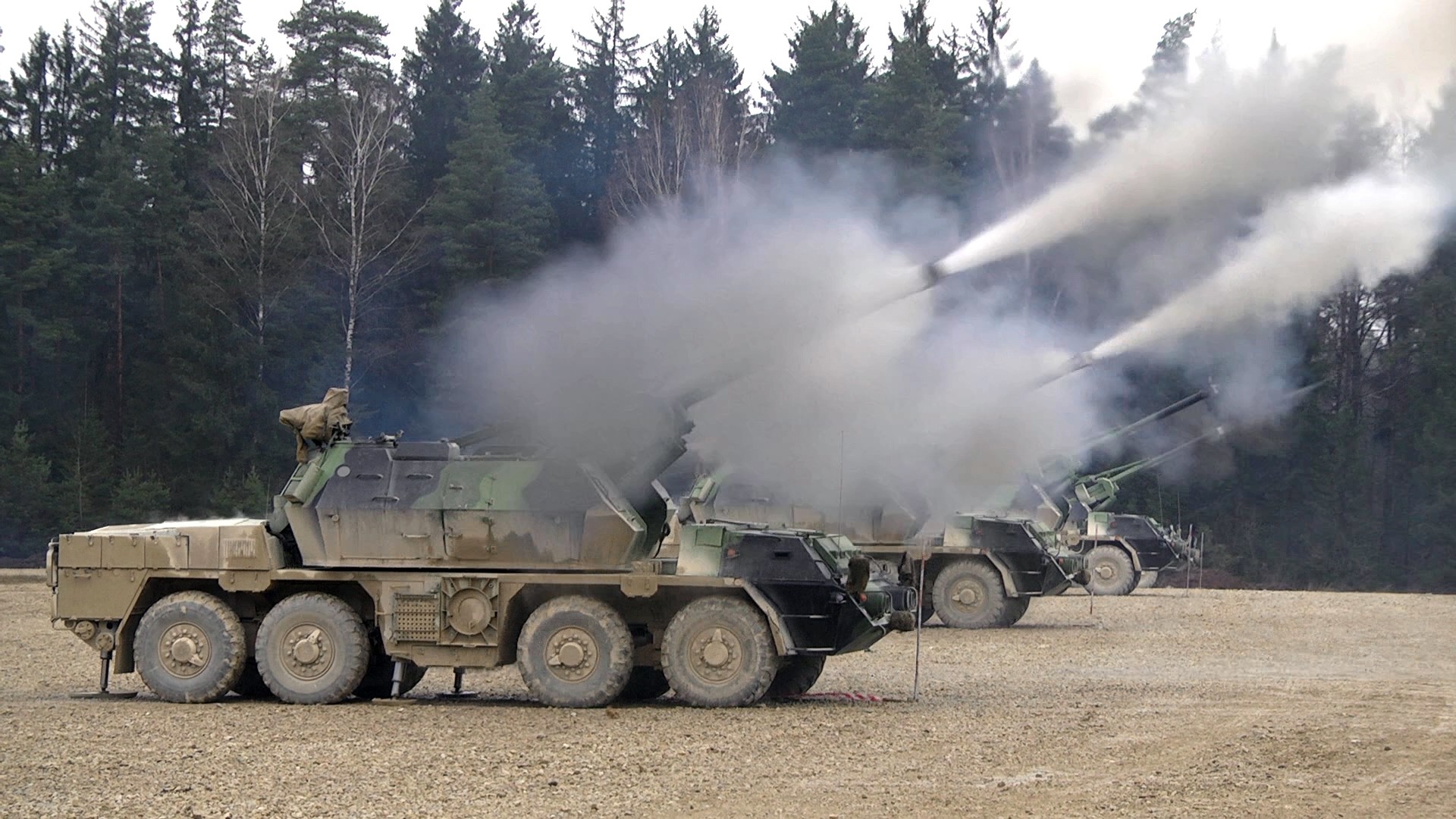 In Video: Russian Pinpoint Strike Takes Out Czechoslovakian DANA M2 Howitzer In Ukraine