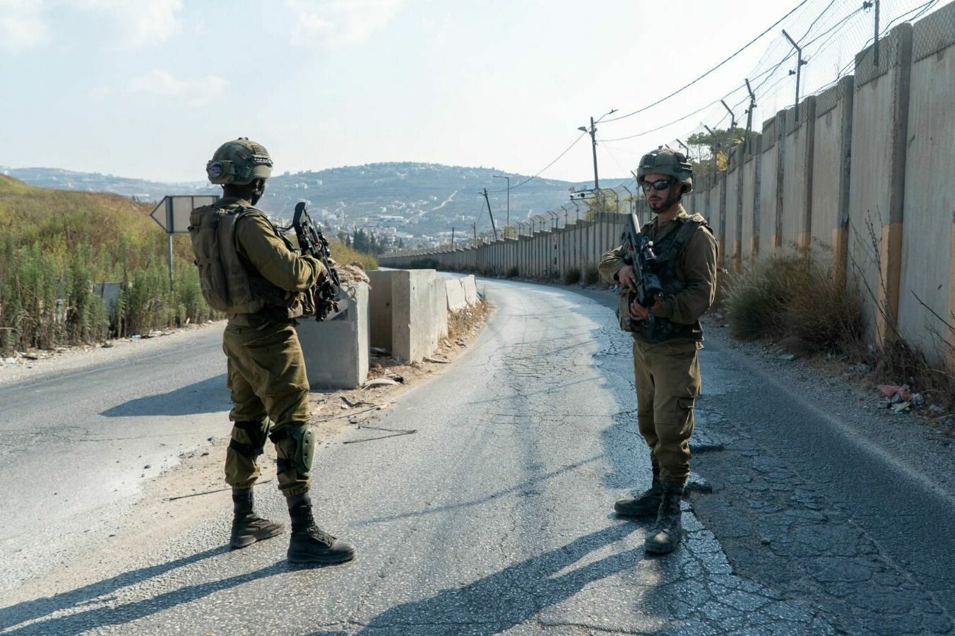 Two Israeli Soldiers Wounded In Drive-By Shooting Attack In Occupied West Bank (Videos)