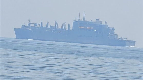 Iran’s IRGC Shares Photos Of Destroyer Carrying American, French & British Commanders