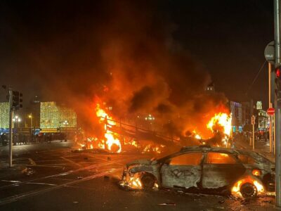 Dublin In Flames, Chaos At The Border Of Fortezza Europa
