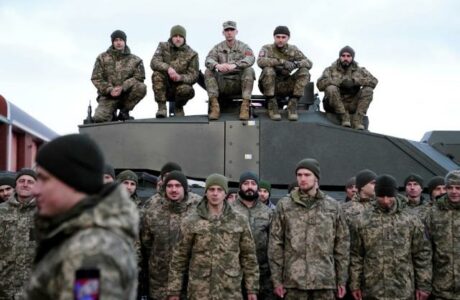 Ukraine Cannot Mobilise 500,000 Soldiers While Artillery Shortage Compounds Problems